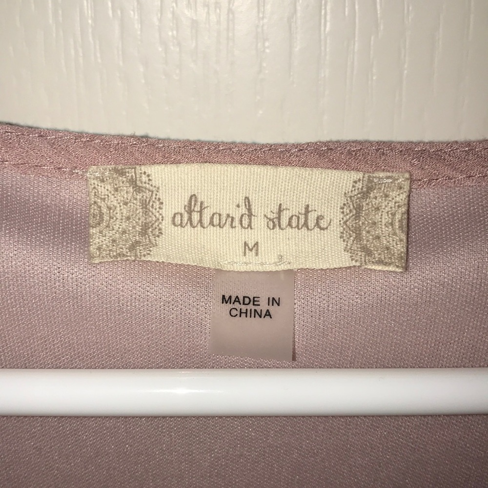 Altair’d State pink Romper Medium - Picture 3 of 6